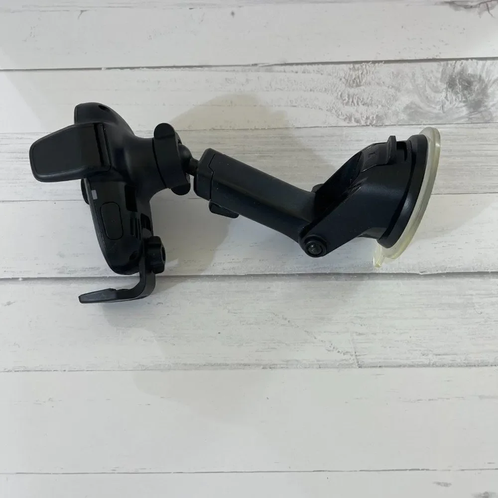 iOttie - AutoSense Wireless Charging Universal Dash/Windshield Mount for Mobile